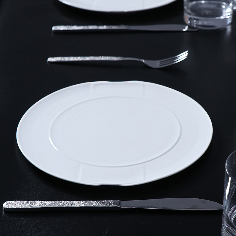 White Ceramic Round Plates Banquet Porcelain Dinner Plate Round Charger Plate Restaurant Dinnerware Plates