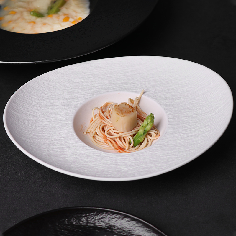 Restaurants Porcelain Oval Salad Plate-150ml