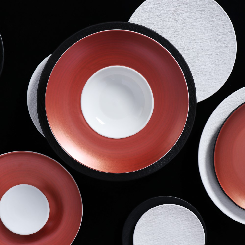 Famous Brand Dinnerware Black and Red Restaurant Plates