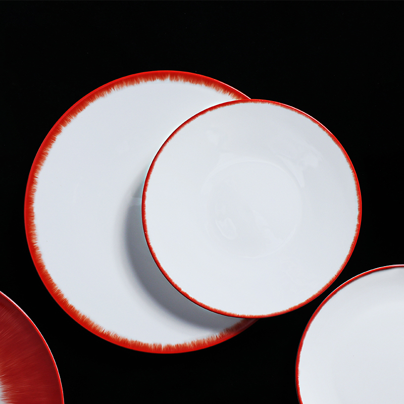 Contemporary Style Tomato Red Edge Bone China Dinner Plate Set