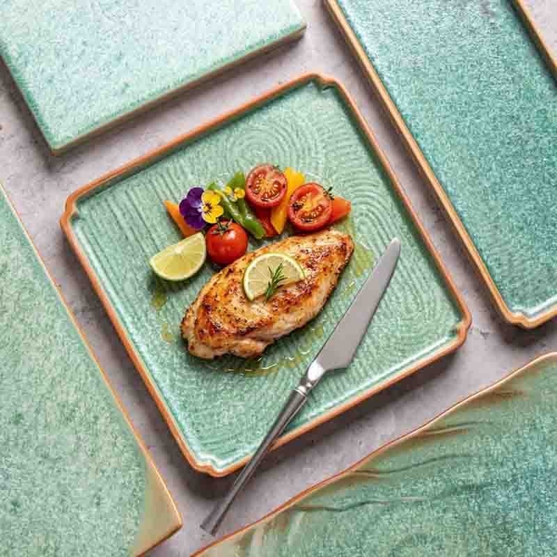 Porcelain dinnerware plate from ceramic manufacturer