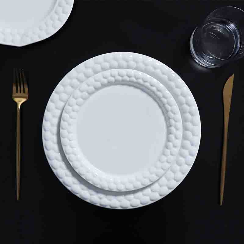 White porcelain restaurant dinner plate for bulk hospitality projects