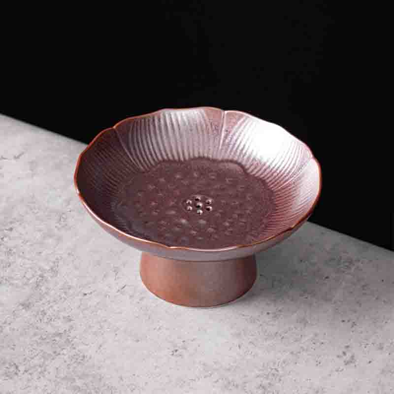 Textured porcelain serving plate for hospitality presentation